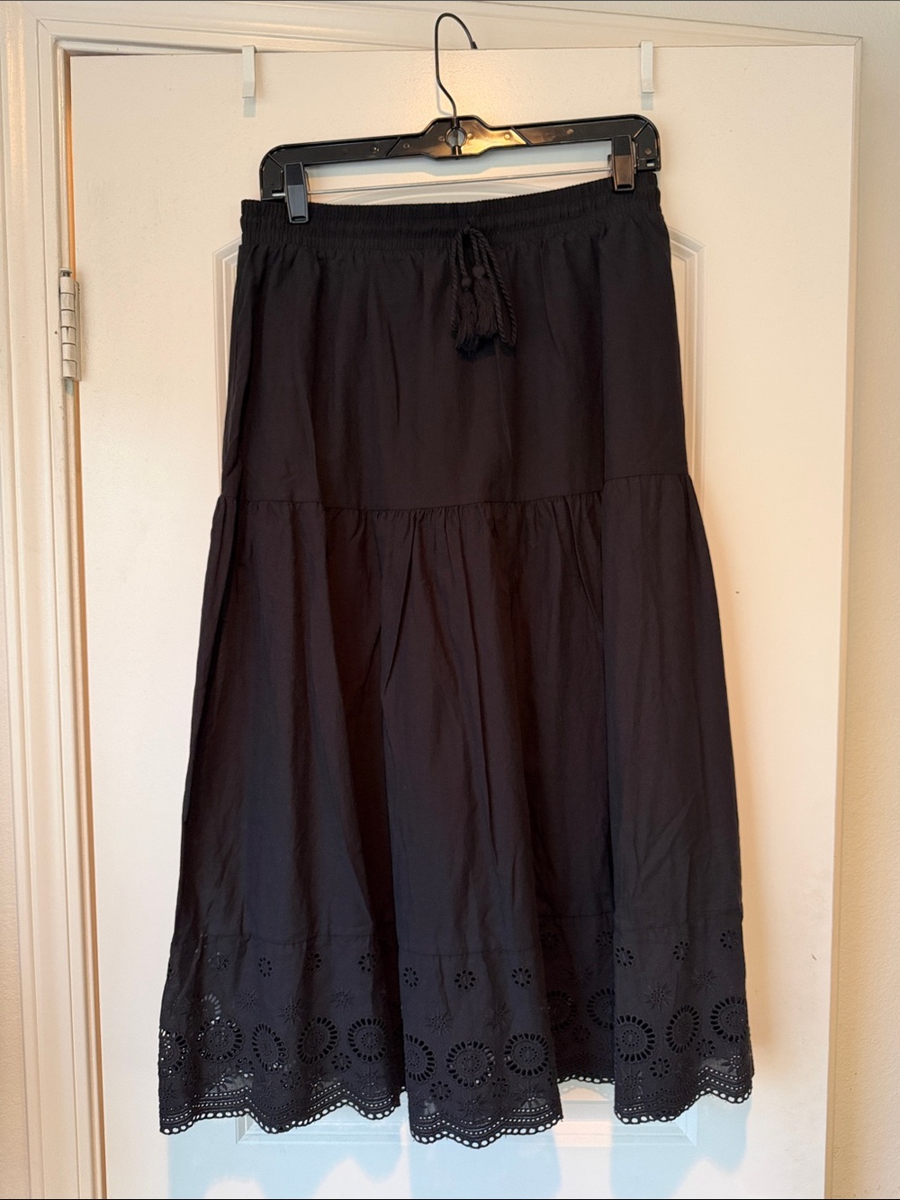 Ultra Pink Black Tiered Midi Skirt with Eyelet Hem